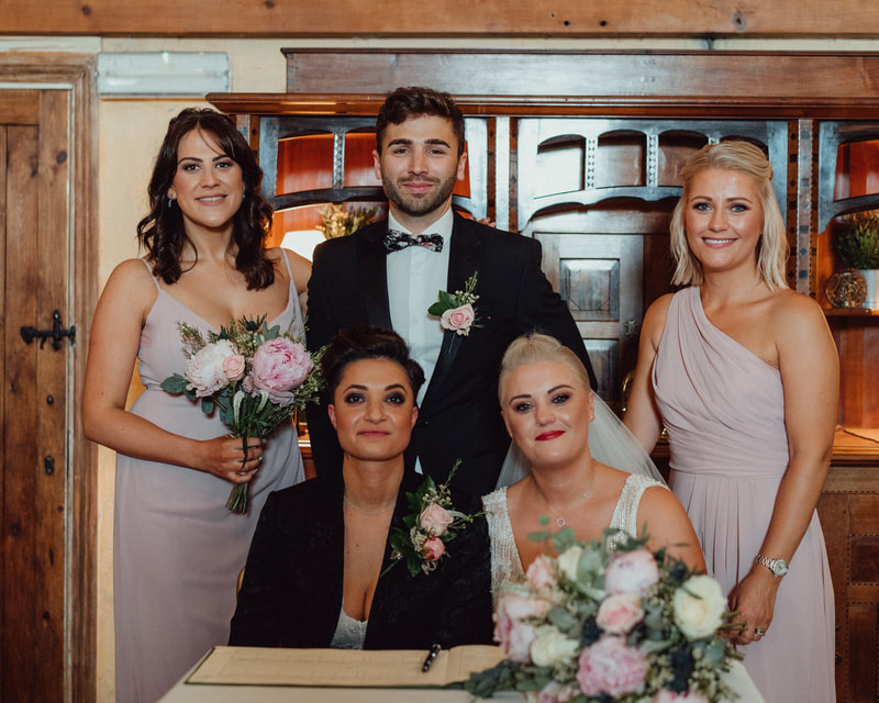 Caroline & Nikki Preston wedding, Owlpen Manor
DONNA BANFIELD makeup artist